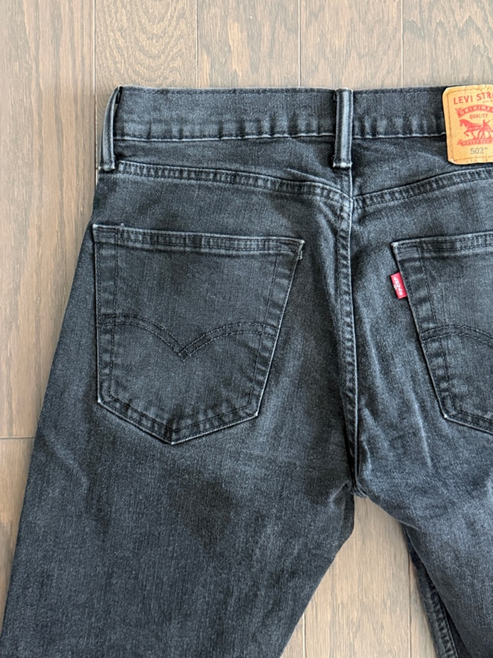Levi’s 502 Black Jeans Mens 31x30 Tapered Fit Stretch Denim Dark Wash Casual - Picture 10 of 11